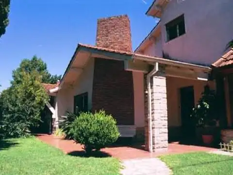 Casa en Venta en Acassuso Libertador  /  Solis, USD 650.000