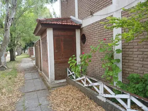Dúplex en venta - 2 Dormitorios 2 Baños - La Lucila del Mar 