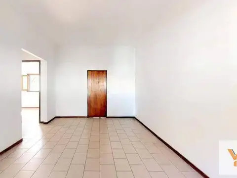 Diagonal 74 e/ 26 y 27