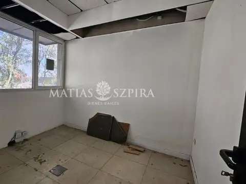 Oficina en Alquiler en Barrio Parque Leloir, USD 450