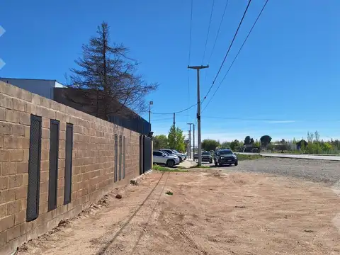En Alquiler | Local Comercial de 420 m2 | Frente a Ruta 7 | Centenario