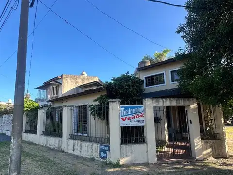 VENTA CASA 3 DORMITORIOS PADUA MERLO
