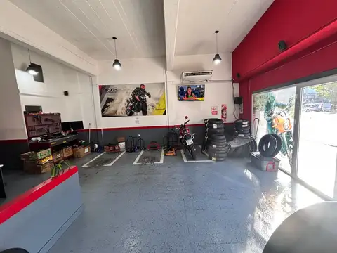 Local en Alquiler en Floresta, $ 720.000