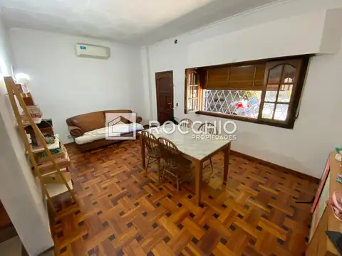 Casa en alquiler 4 ambientes Villa Ballester