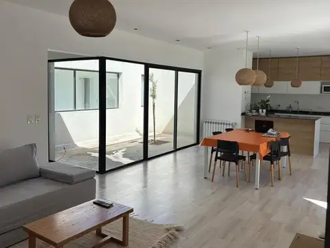 Casa en Venta en Exaltación de la Cruz, USD 175.000