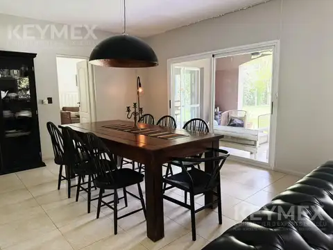 Av. de los lagos al 4800