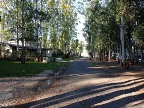 Terreno en Venta 27  mts Frente