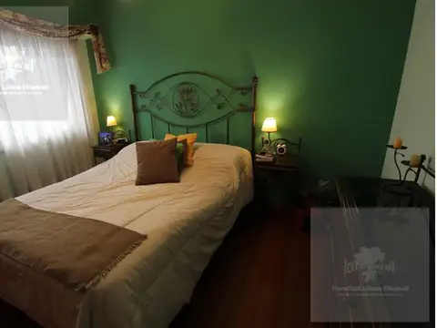 Depto Tipo Casa 4 ambientes con 2 baños