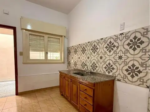 PH en alquiler - 1 Dormitorio 1 Baño - Wilde