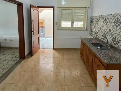 Depto Tipo Casa 2 ambientes con 1 baño