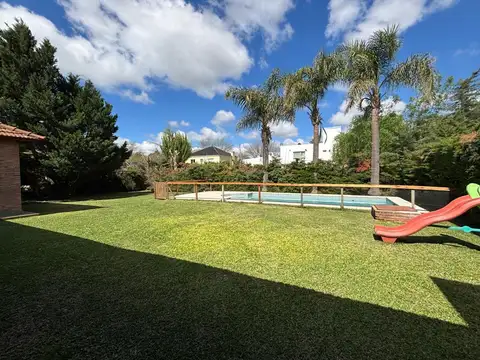 Casa en Alquiler en Santa Ana, USD 1.500
