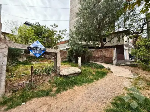 Av. San Juan  al 700