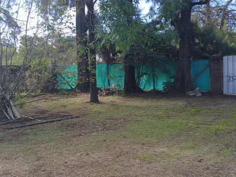 Venta Terreno 800m2 con Galpon en La Reja Moreno