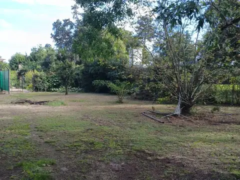 Venta Terreno 800m2 con Galpon en La Reja Moreno