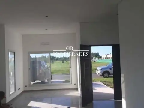 Casa en Alquiler en Pilar del Este - San Ramon, $ 1.200.000
