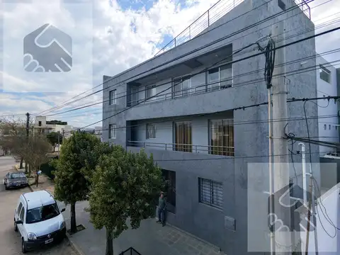 Lincoln al 100 Departamento de dos habitaciones, 2 baños y cochera en Villa Carlos PAZ PAP10330421 60175083