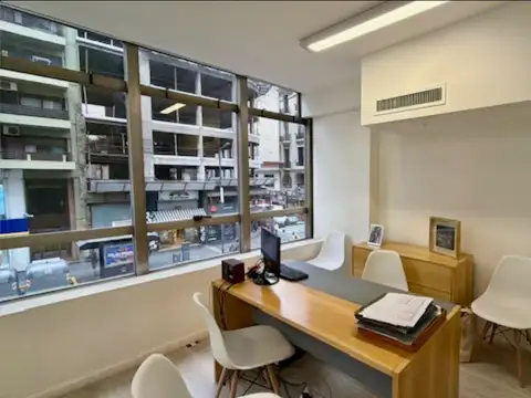Avenida Corrientes 1100, Piso 1