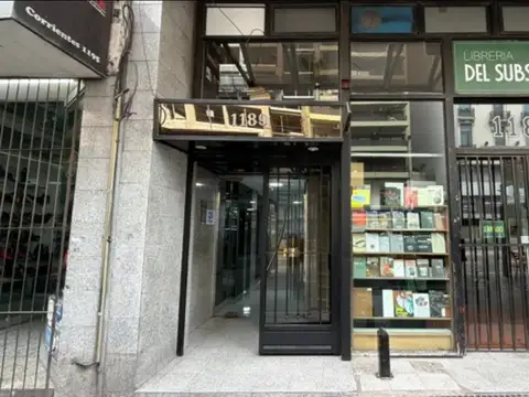 Oficina en Venta 28 años
