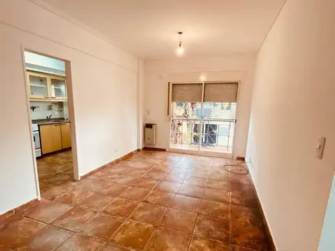 Departamento en Monte Castro