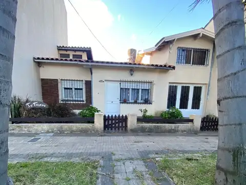 Casa en venta en Banfield Oportunidad!