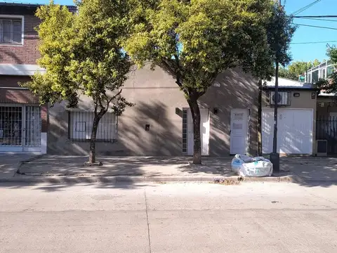 ALQUILER CASA 2 DORM Y PATIO SECO NORTE  CIUDAD