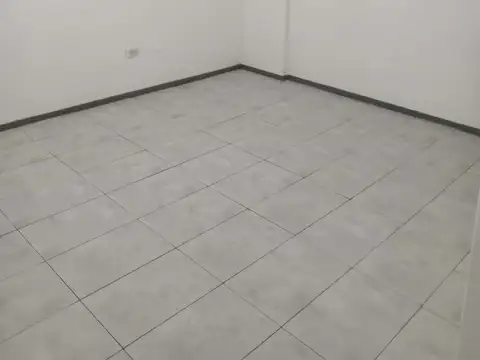 1 Ambiente al lateral con espacio para lavarropas