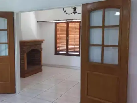 Casa en Venta en Jose Clemente Paz, USD 220.000