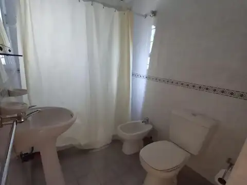 Departamento en Alquiler en Belgrano C, $ 450.000