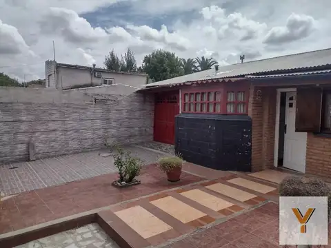 Casa en venta - 3 Dormitorios 1 Baño - Cochera - 300Mts2 - Mar del Plata