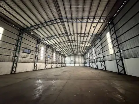Galpon Industrial en alquiler en Campana