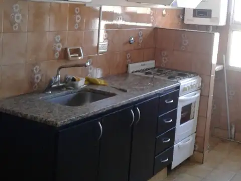 DEPARTAMENTO MUY LUMINOSO