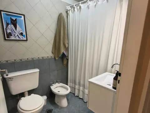 Depto Tipo Casa 4 ambientes con 3 baños