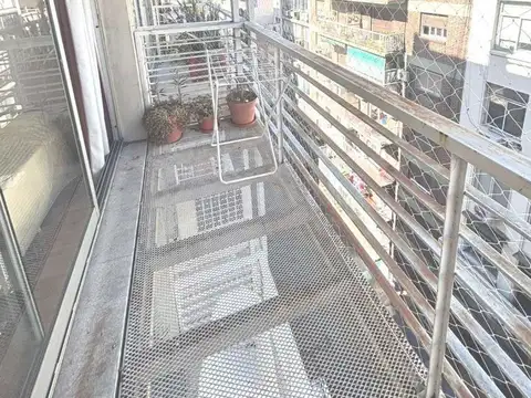 San Jose 300, Piso 7