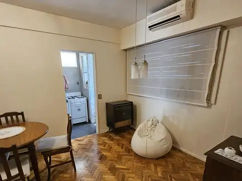 Paunero 2700, Piso 7