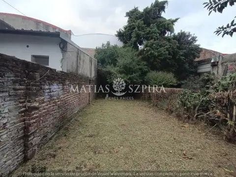 Venta de Lote con 4 departamentos