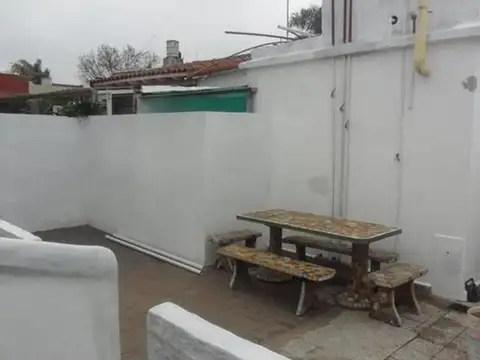 Depto Tipo Casa en Alquiler de 2 ambientes