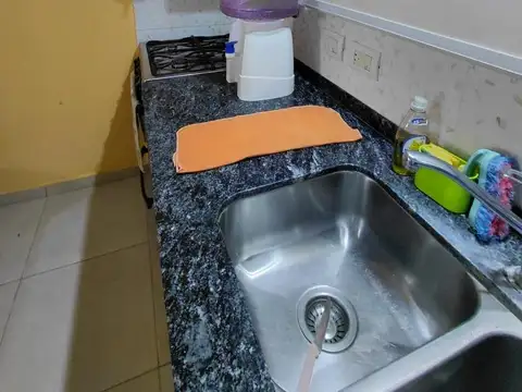 Casa en Alquiler con 3 cocheras