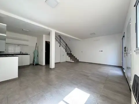Depto Tipo Casa en Venta de 2 dormitorios