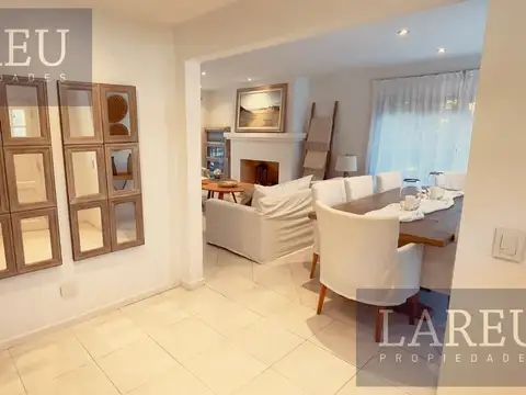 Casa en Venta al Oeste