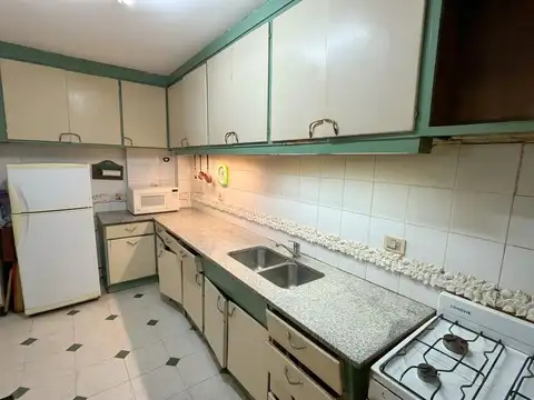 Departamento 4 ambientes con 3 baños