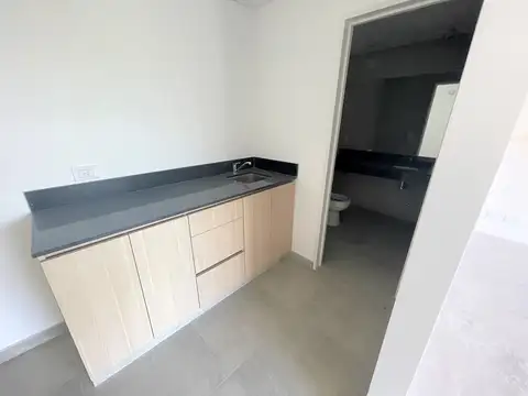 Oficina en Venta en Pilar, USD 120.000