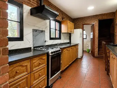 Casa en Alquiler en Country Club Banco Provincia, $ 1.300