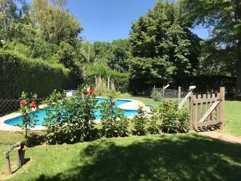 Excelente casa en venta de 4 ambientes en Pilar