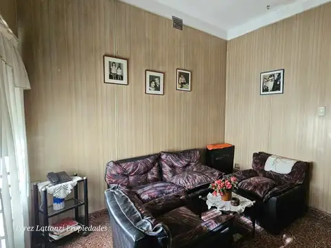 Casa 3 ambientes con 2 baños