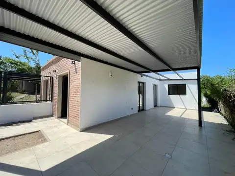 Casa en Alquiler de 3 dormitorios