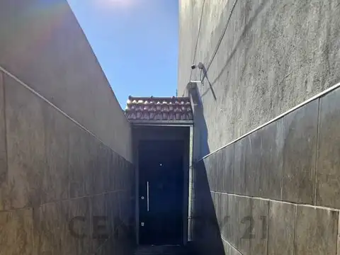 Dr. Rodolfo Montes 100, Piso 0
