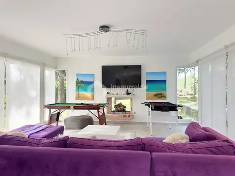 Casa 56 ambientes con 3 baños