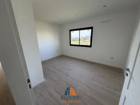 Venta - Casa - A Estrenar - 3 Habitaciones - Horizontes al Sur
