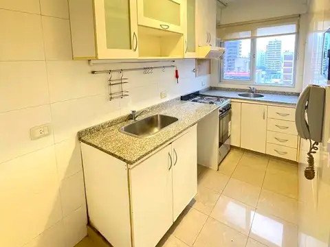 Departamento en Alquiler en Acassuso Vías / Santa Fe, $ 820.000