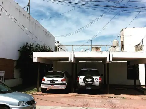ALQUILO DPTO 2 DORM CON COCHERA